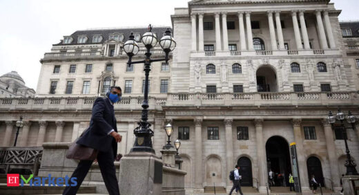 Bank of England set to keep stimulus pumping despite inflation rebound