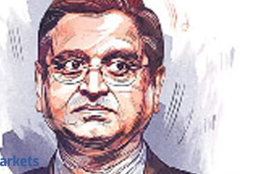 Govt will meet just 10% of monetisation target: Subhash Garg