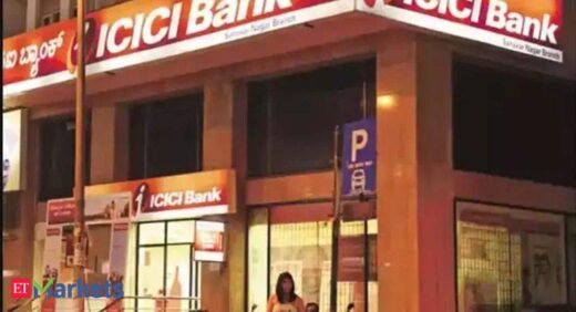 ICICI Bank shares: Battle of the banks: MFs see more growth space for ICICI