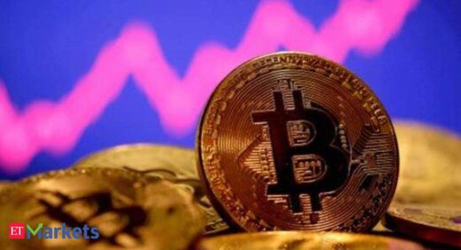 bitcoin: Bitcoin’s surge lacks extreme leverage that powered past rallies