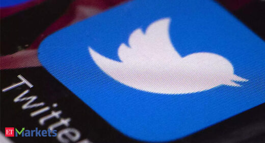 Twitter rolls out Bitcoin tipping, safety features in product push