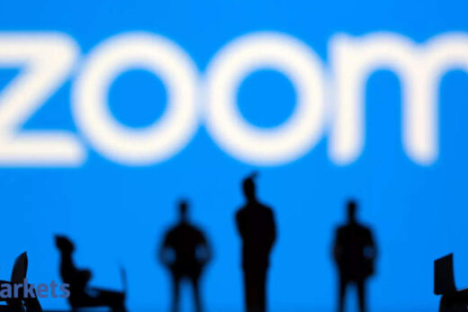 Zoom shares record worst day in 9 months as searing growth tapers off