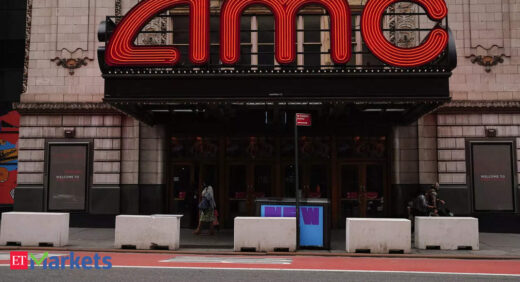 amc: AMC CEO says theaters will accept other cryptocurrencies along with Bitcoin