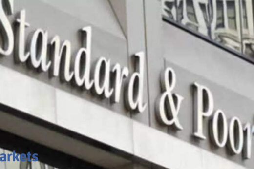 s&p: S&P does not expect Beijing to provide any direct support to embattled Evergrande