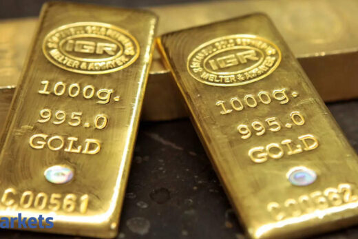 Gold rate today: Yellow metal almost flat, silver marginally higher