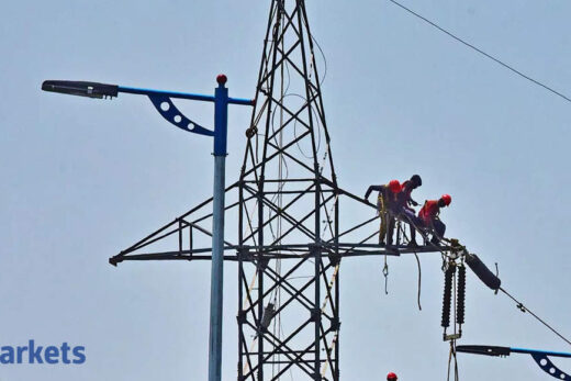 reliance power: Reliance Power Q2 results: Firm posts Rs 49 cr loss