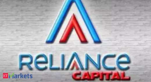 Reliance Capital sheds 5% as RBI supersedes board