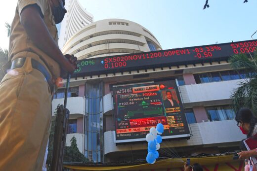 Sensex fall today: Losses in pharma, private banks keep bulls at bay for 2nd day