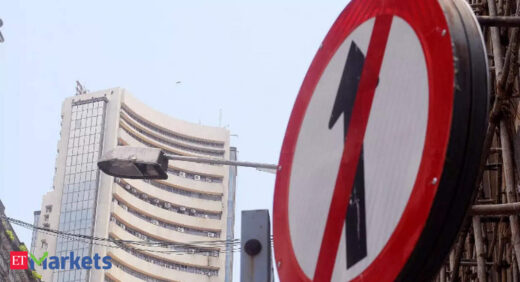 Stock market crash: Sensex crashes over 1,000 points: Key factors behind market fall