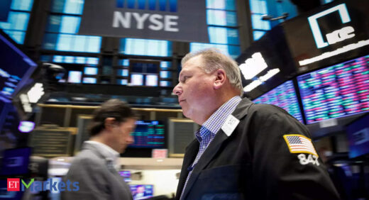 US stocks: S&P, Nasdaq end at record peaks on strong earnings