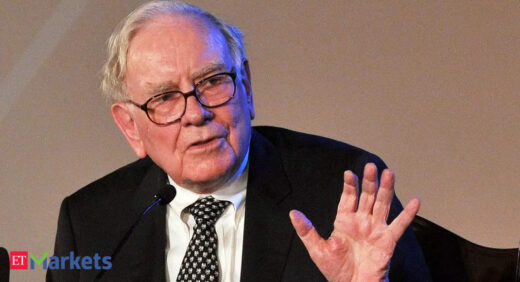 warren buffett: Buffett’s Berkshire appetite surpasses cash spent on Apple stock