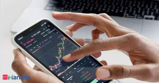 Technical Breakout Stocks: How to trade HEG, Maruti Suzuki and HUL on Tuesday