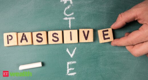 Active vs passive mutual fund investing: Which one’s for you?