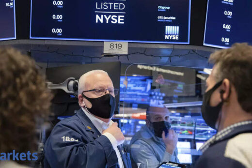 Dow Jones rallies as retail investors move to silver