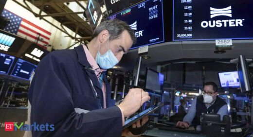 Dow Jones slips at the open as bank stocks fall