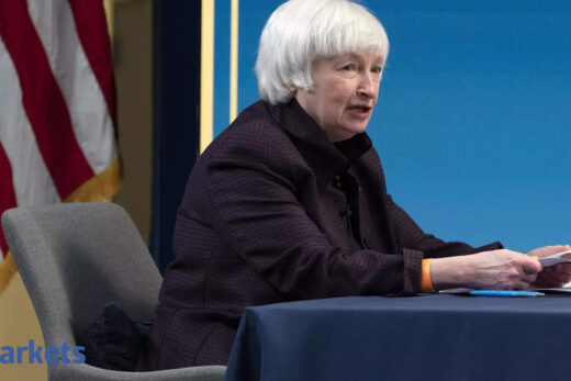 Janet Yellen open to US banks paying dividends, repurchasing stock