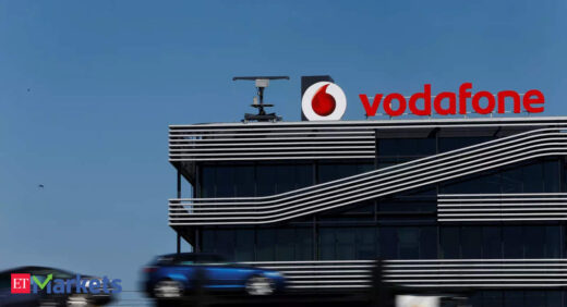 Vodafone seen reaping 2.13 bn eur from Frankfurt IPO: Bookrunners