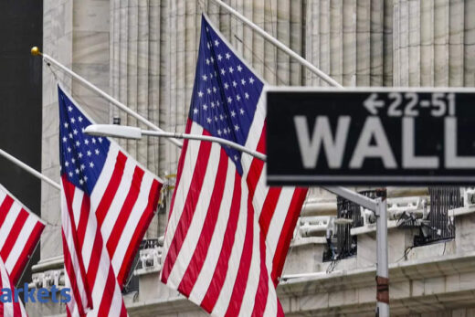 Wall Street: Wall Street bullishness close to flashing contrarian sell signal