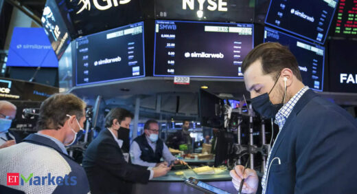 Dow Jones shares: Dow Jones gains as lower bond yields boost tech stocks