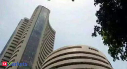 Sensex rises as RIL, HDFC Bank, Infosys lift Dalal Street