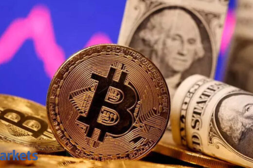 cryptocurrencies: Dollar hovers near 4-month lows, bitcoin holds bounce