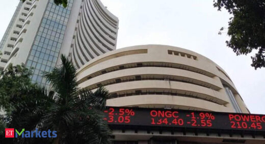 Sensex drops 132 points, Nifty ends at 15,670; NIIT jumps 12%