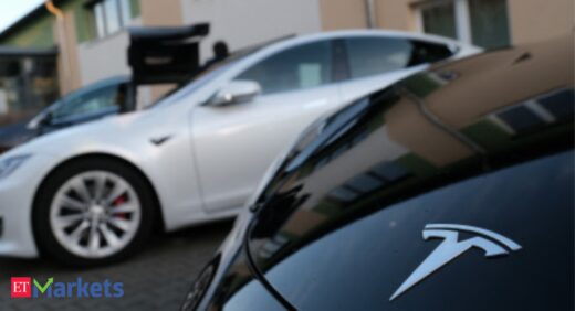 Centre mulls incentives for Tesla, provided carmaker sets up manufacturing in India