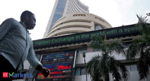 Sensex loses 164 points, Nifty below 15,700; Vodafone Idea plunges 9%