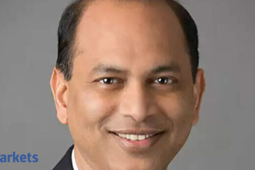 Sunil Singhania stock tips: Stay away from WhatsApp, Twitter stock research: Sunil Singhania